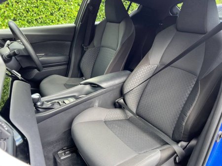 2021 Toyota C-HR - photo 6