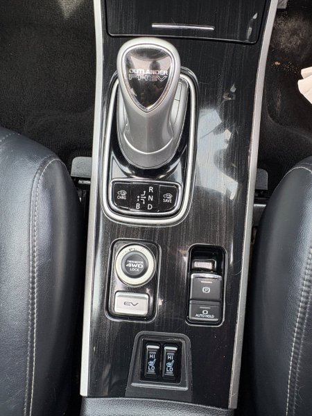 2017 Mitsubishi Outlander - photo 16