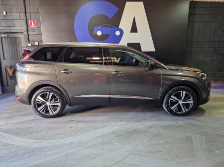 2020 Peugeot 5008 - photo 11
