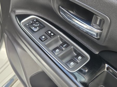 2016 Mitsubishi Outlander - photo 15