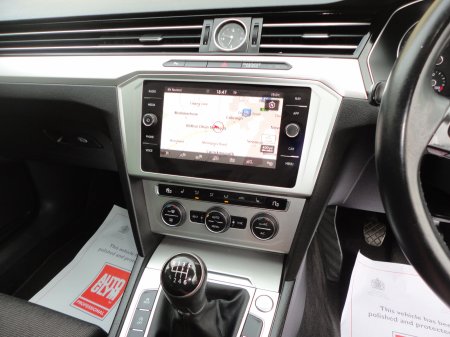 2019 Volkswagen Passat - photo 12