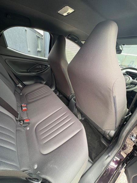 2020 Toyota Yaris - photo 8
