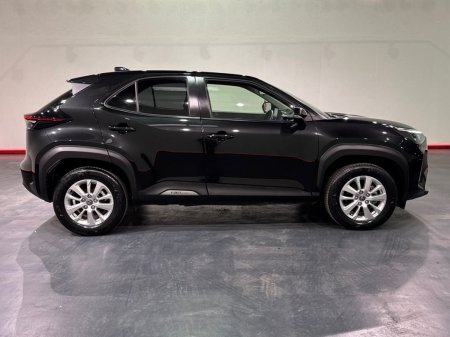 2022 Toyota Yaris Cross - photo 2
