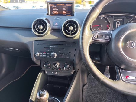 2011 Audi A1 - photo 12