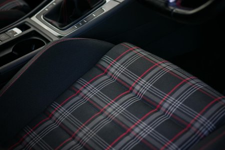 2020 Volkswagen Golf - photo 17