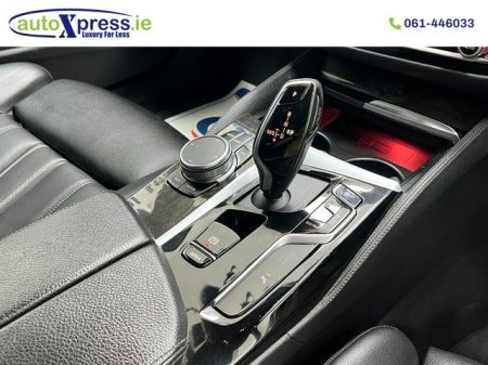 2022 BMW 5-Series - photo 8