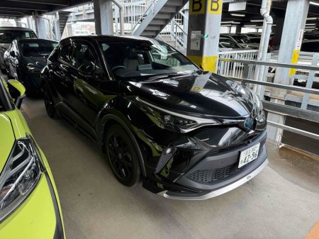2021 Toyota C-HR - photo 2