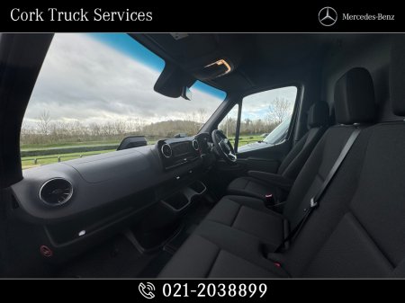 2026 Mercedes-Benz Sprinter - photo 2