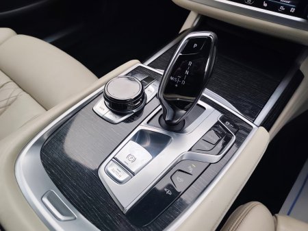 2016 BMW 7-Series - photo 12