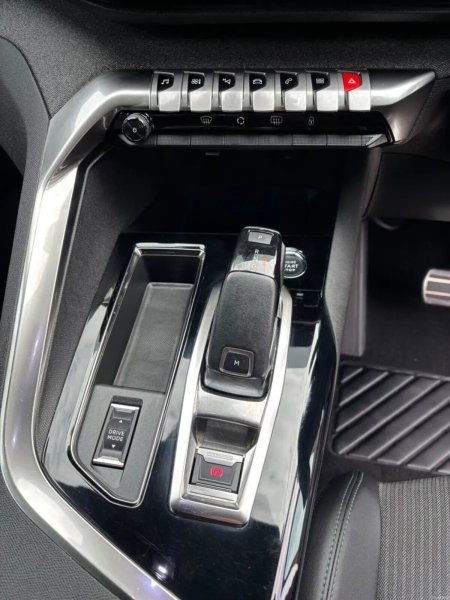 2023 Peugeot 3008 - photo 22