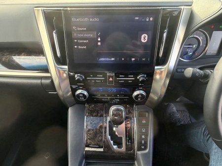 2023 Toyota Alphard - photo 16
