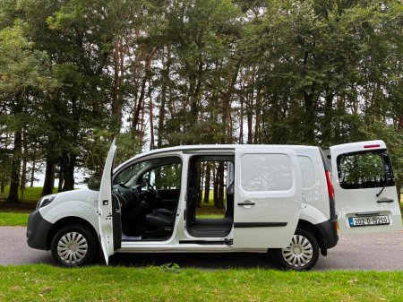 2020 Renault Kangoo - photo 19
