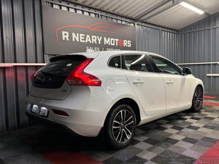 2017 Volvo V40 - photo 4