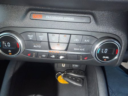 2020 Ford Focus - photo 13