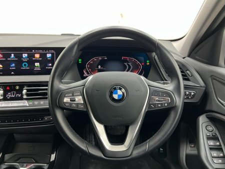 2023 BMW 1-Series - photo 22