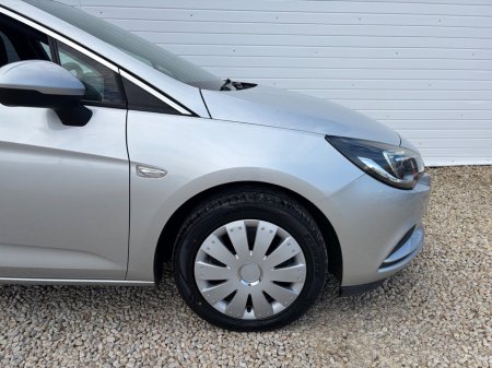 2017 Opel Astra - photo 7