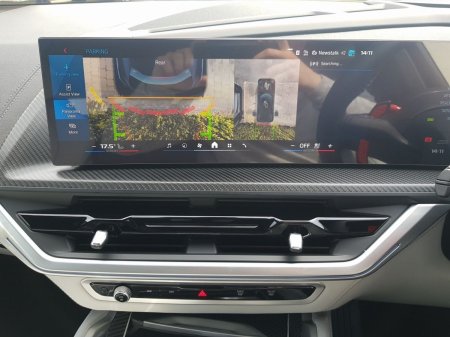 2026 BMW XM - photo 8