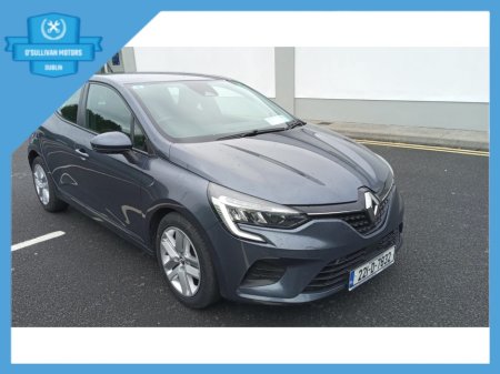 2022 Renault Clio - photo 3