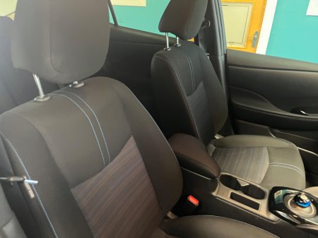 2024 Nissan Leaf - photo 10