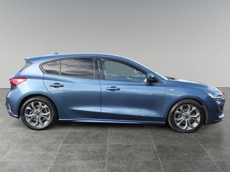 2023 Ford Focus - photo 5