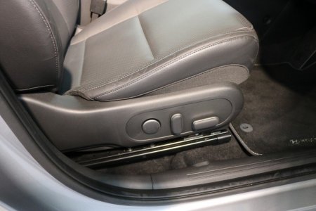 2025 Hyundai KONA - photo 12