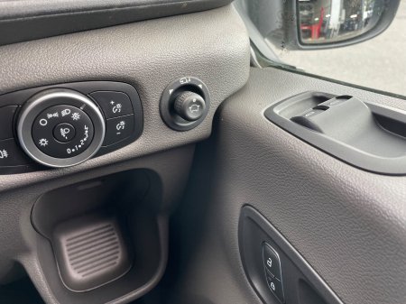 2021 Ford Transit - photo 25
