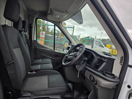 2020 Ford Transit - photo 8