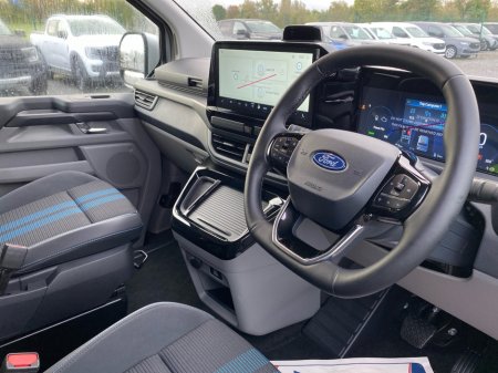 2026 Ford Transit Custom - photo 11
