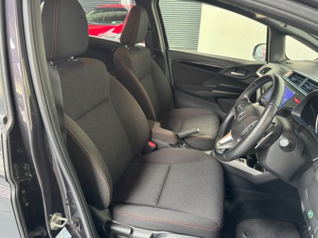 2017 Honda Fit - photo 16