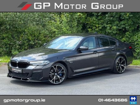 2022 BMW 5-Series - photo 6