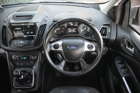 2016 Ford Kuga - photo 24