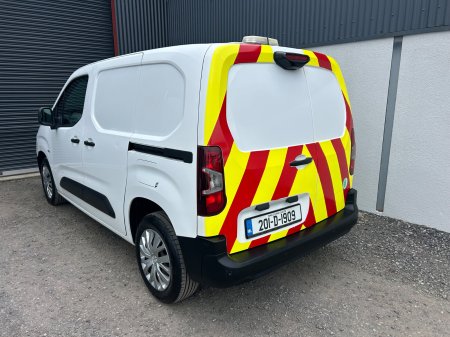 2020 Peugeot Partner - photo 6