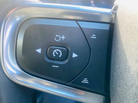 2023 Volvo XC40 - photo 22