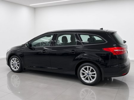 2016 Ford Focus - photo 2