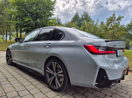 2023 BMW 3-Series - photo 7