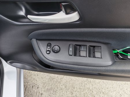 2022 Honda Fit - photo 13