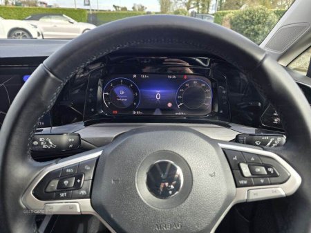 2021 Volkswagen Golf - photo 11