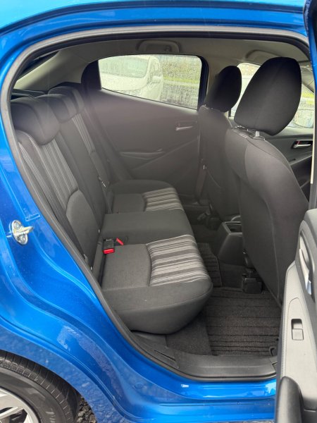 2017 Mazda Demio - photo 7