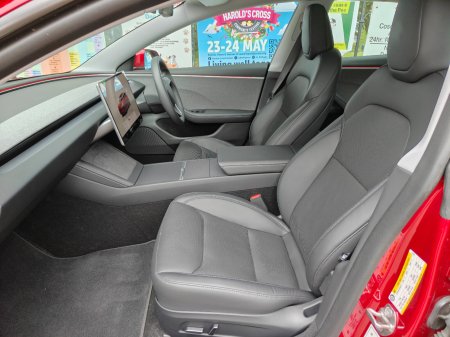 2025 Tesla Model 3 - photo 9