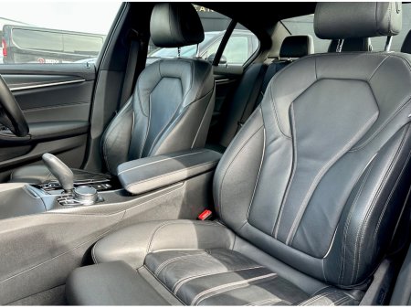 2023 BMW 5-Series - photo 18