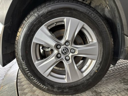 2024 Toyota RAV4 - photo 11