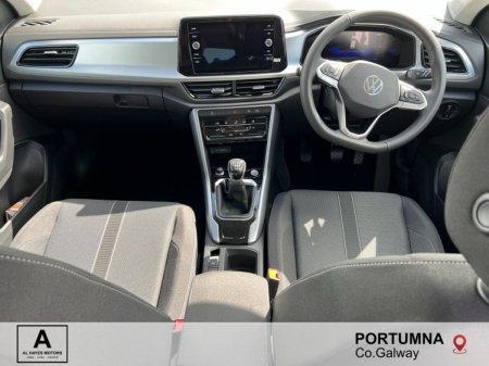 2025 Volkswagen T-Roc - photo 2