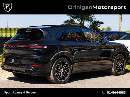 2025 Porsche Cayenne - photo 8