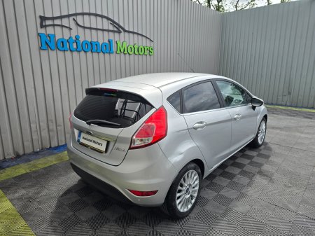 2014 Ford Fiesta - photo 3
