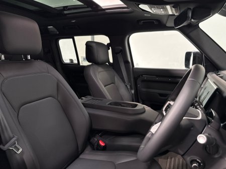2026 Land Rover Defender - photo 19