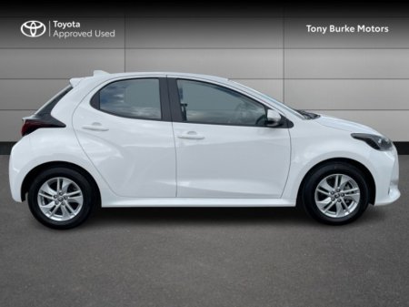 2023 Toyota Yaris - photo 18