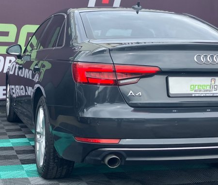 2016 Audi A4 - photo 12