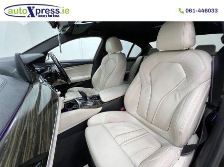 2021 BMW 5-Series - photo 18