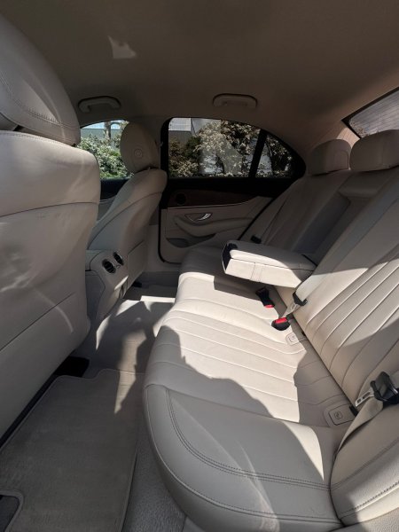 2018 Mercedes-Benz E-Class - photo 19
