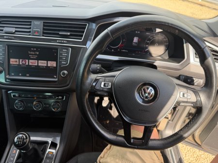 2016 Volkswagen Tiguan - photo 14